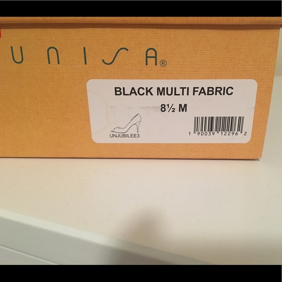 Unisa multi color peep toe heels. Never been worn. - Picture 5 of 5